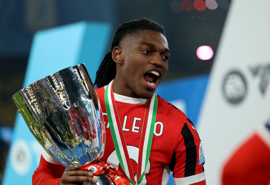 Rafael Leao tạo ra khác biệt lớn sau khi vào sân.