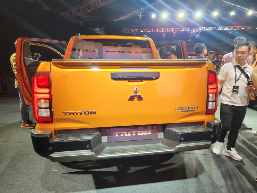 Mitsubishi Triton anh 2