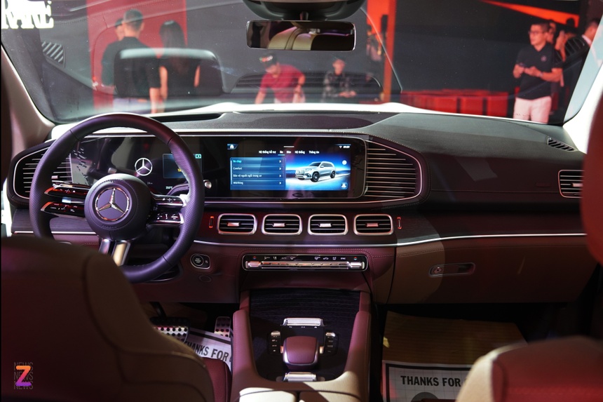 Mercedes-Benz GLS 450 4MATIC anh 8