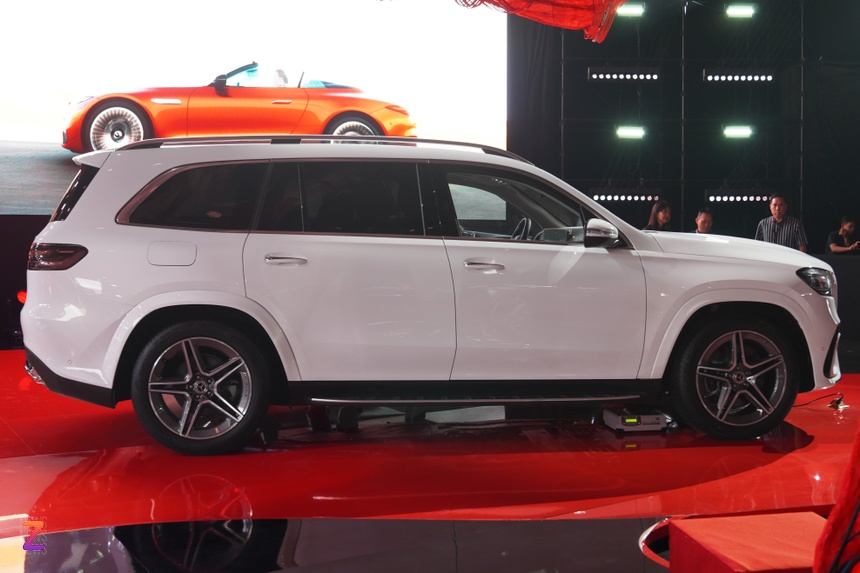 Mercedes-Benz GLS 450 4MATIC anh 2