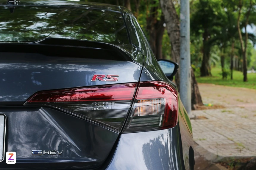 Honda Civic va BYD Seal anh 6