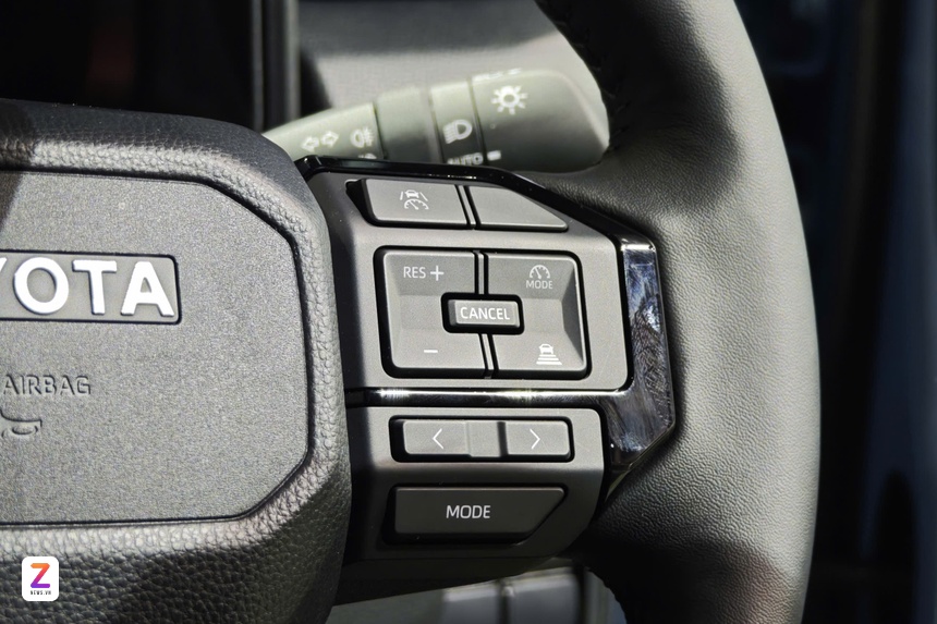 Toyota Land Cruiser FJ anh 14