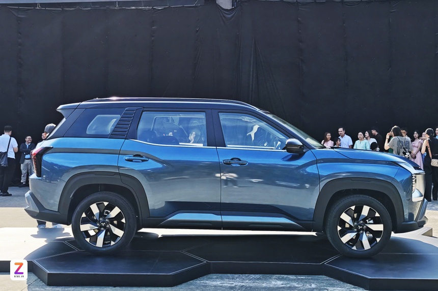 Mitsubishi Destinator anh 1