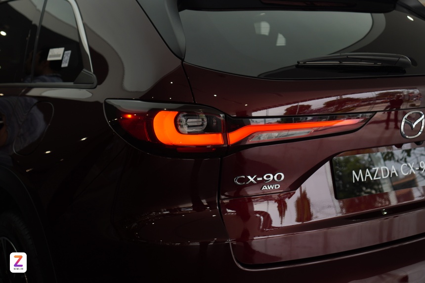 CX-90,  Mazda anh 7