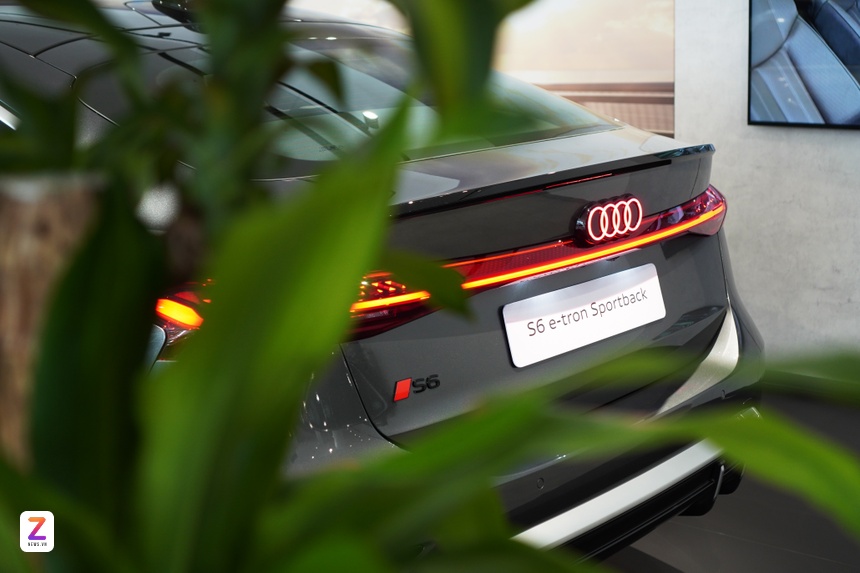 Audi,  S6 anh 21