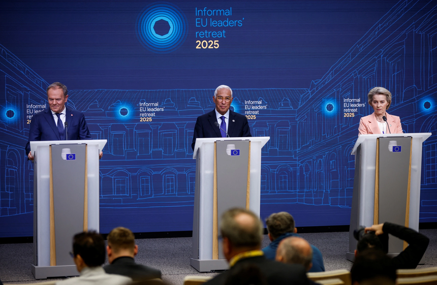 Mối quan hệ kinh tế lớn nhất thế giới Mỹ - EU trên bờ vực rạn nứt