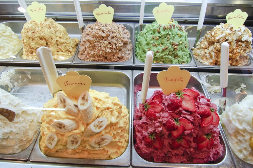 Kem Gorgonzola Gelato (Ý): Bạn khó có thể từ chối thưởng thức bất cứ vị kem Gorgonzola Gelato ngon tuyệt nào. Ảnh: Walksofitaly.