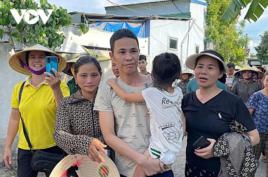 Thai Khac Thanh,  Ga loi,  Ga loi trang,  Do Manh Tang,  Tran Thi Thu Tra anh 2