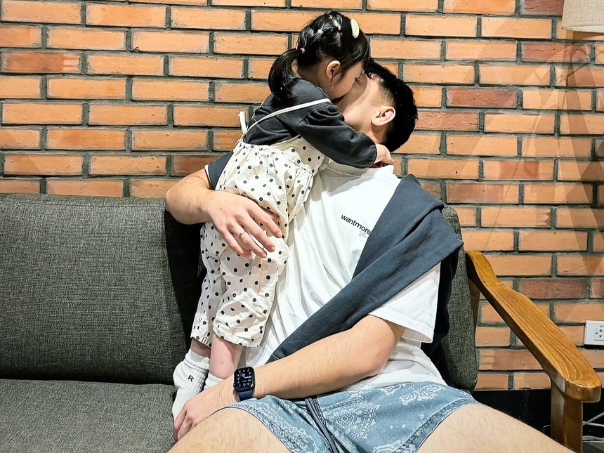 cầu thủ đón valentine ảnh 7 cau thu don valentine anh 7