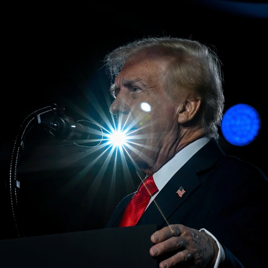Chiến dịch sa thải của ông Trump gây choáng váng