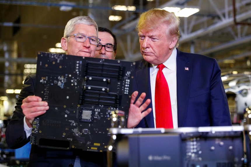 Ông Trump không hài lòng với Tim Cook