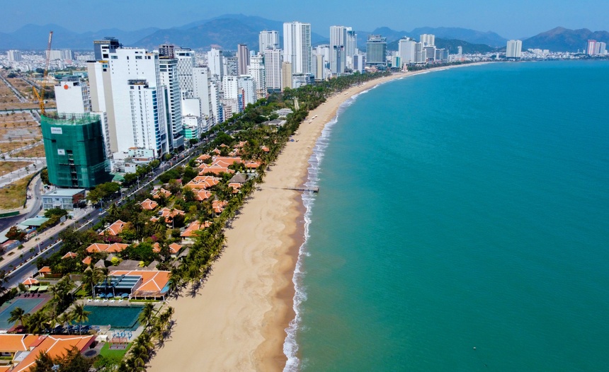 Khanh Hoa lay lai bai bien cho thue anh 1