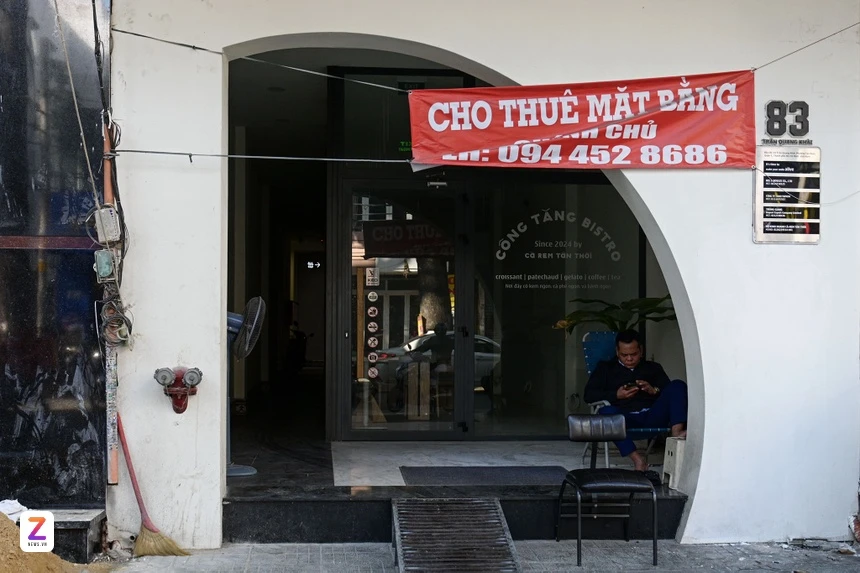 đóng cửa ảnh 2 dong cua anh 2