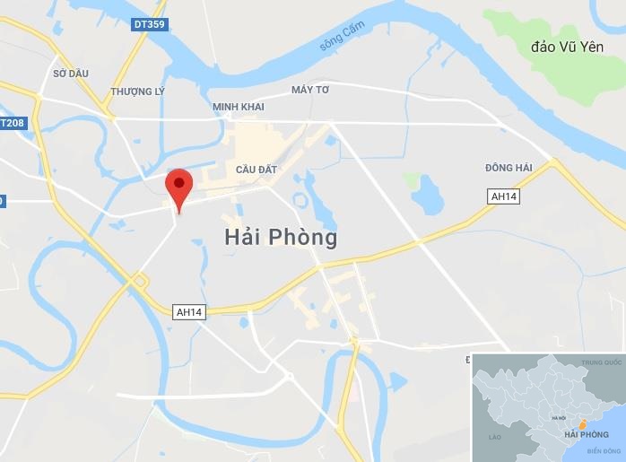 Dot cua hang quan ao anh 2
