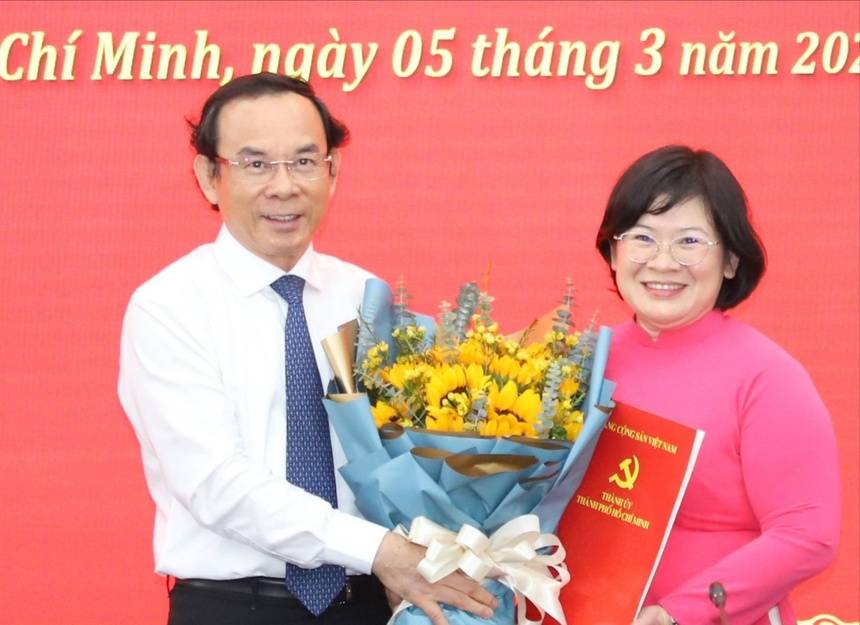 Pho bi thu Thanh uy anh 1