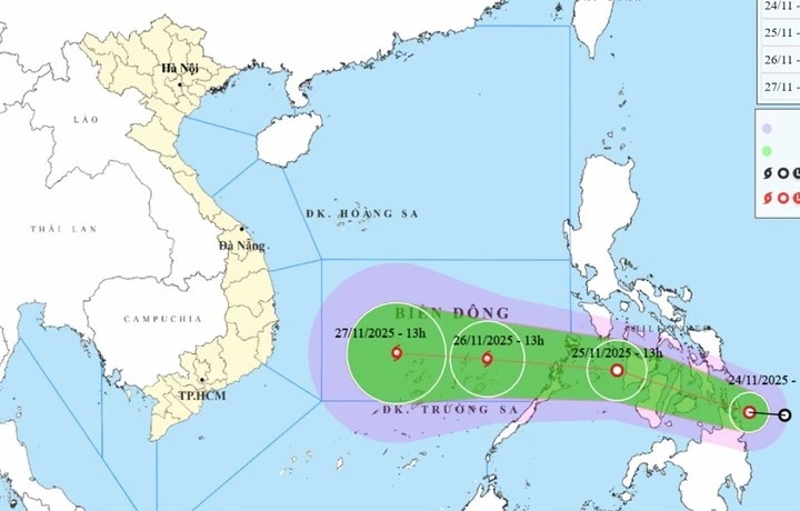 Biển Đông sắp đón bão số 15, dự báo diễn biến phức tạp