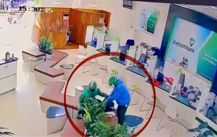 Đã bắt được nghi phạm trong vụ cướp ngân hàng tại Gia Lai