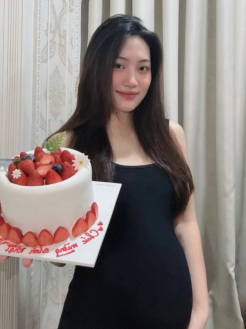 hoa khôi bóng chuyền ảnh 2