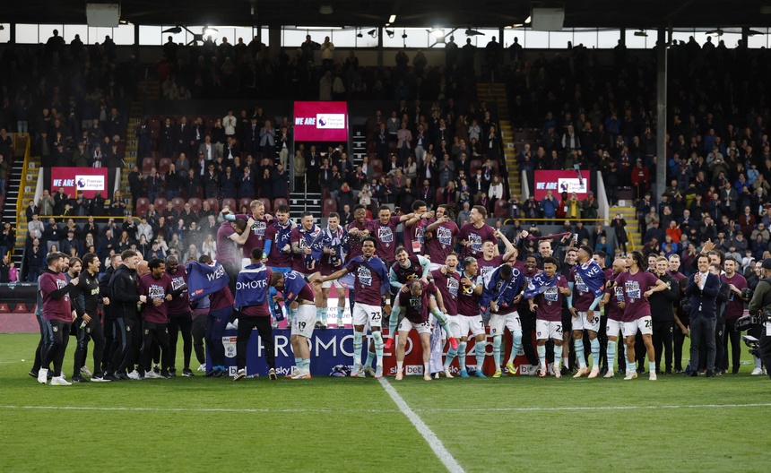 Burnley thang hang anh 1