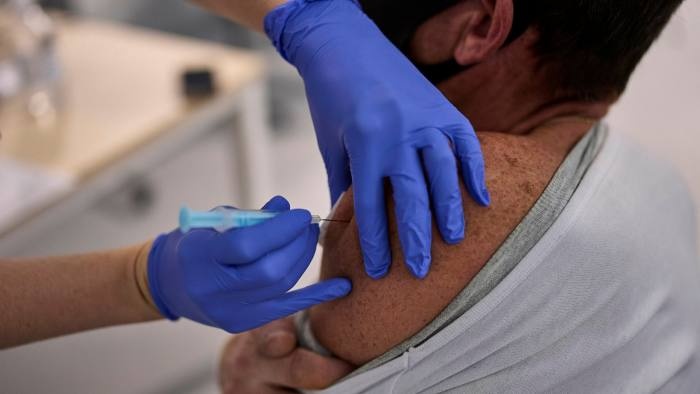 Vaccine kem hieu qua truoc chung Omicron anh 2