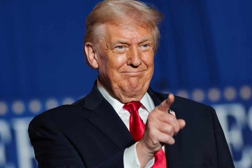 Ông Trump nói những đồn đoán về sức khỏe của ông là 'mưu phản'