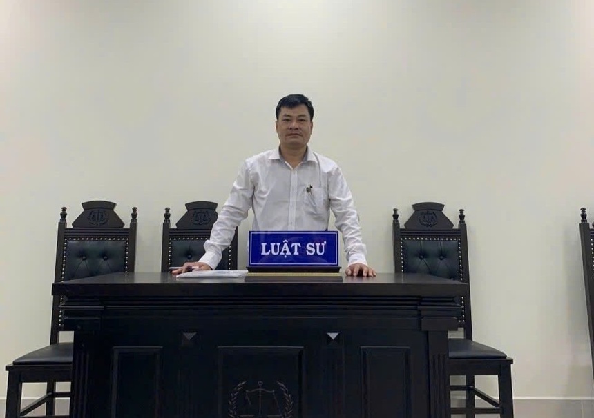 Bị người lạ xây nhà trên đất đã có sổ: Có tố cáo hình sự được không?