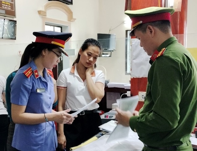 tham o tien ty anh 1