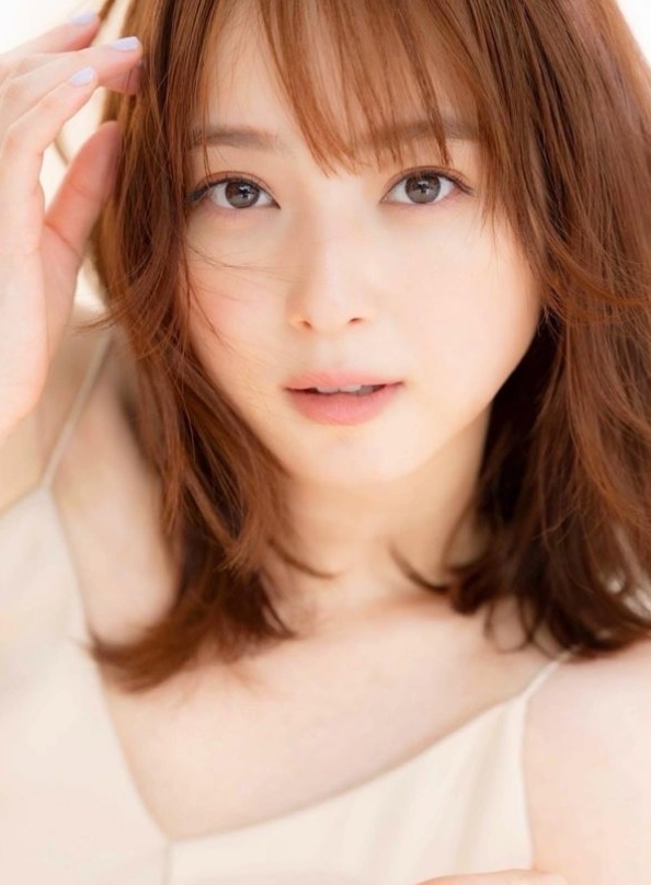 Hon nhan Nozomi Sasaki anh 1