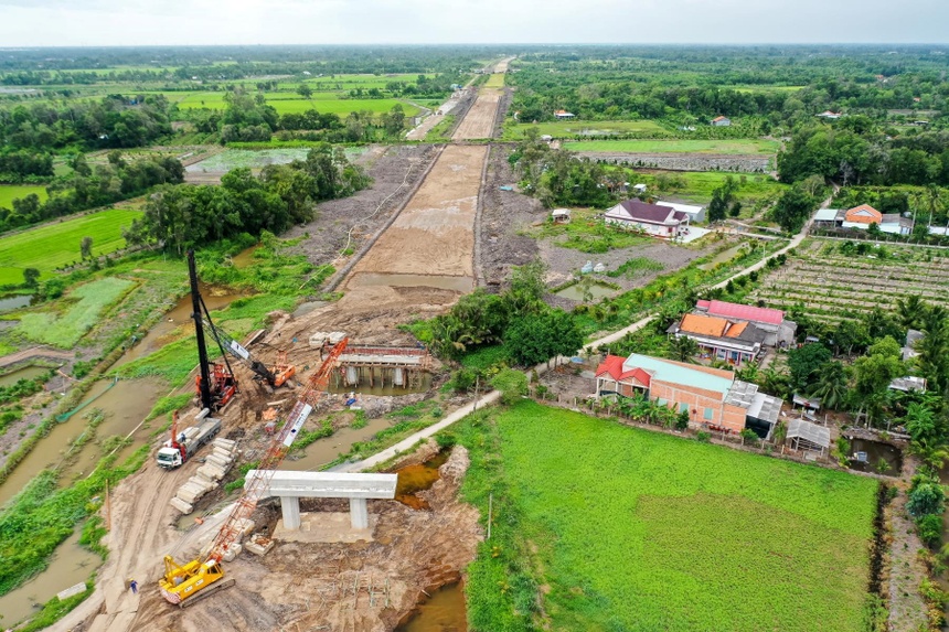 giai phong mat bang cao toc Bac Nam anh 1
