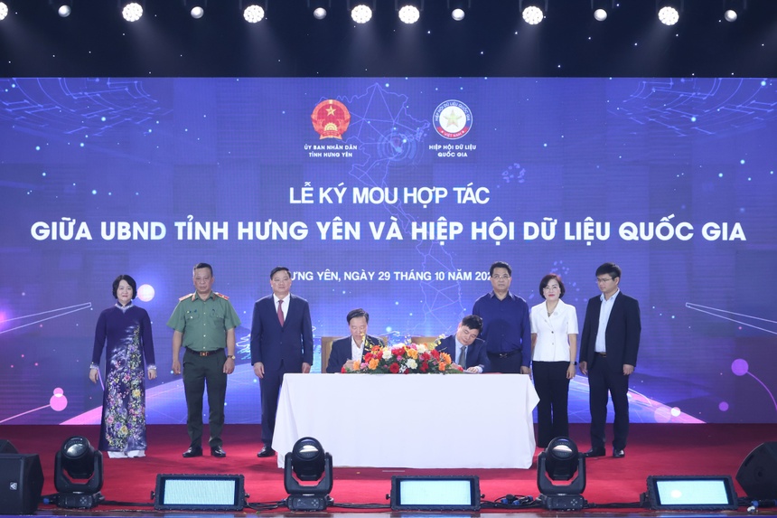 tinh Hung Yen, chuyen doi so, Hiep hoi Du lieu, dien dan cong nghe anh 2