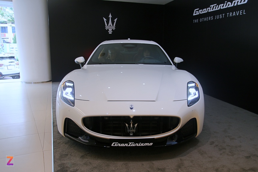 Maserati GranTurismo anh 4