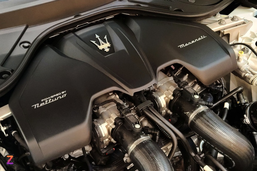 Maserati GranTurismo anh 28