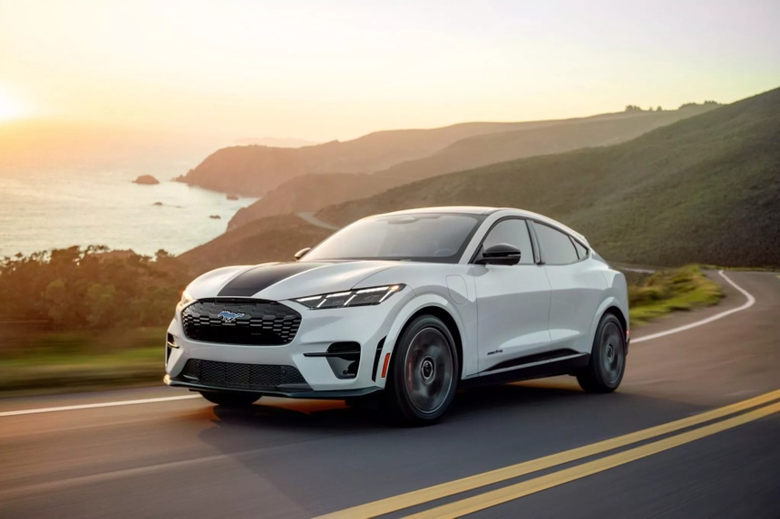 Ford Mustang Mach-E khoác áo mới California Special – đậm chất bờ Tây nước Mỹ