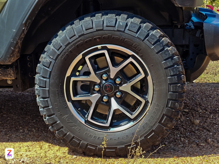 Jeep Wrangler anh 4