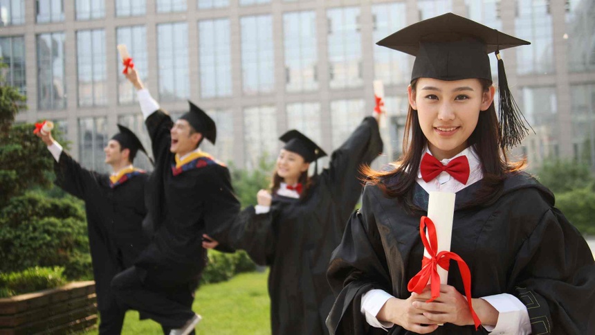 sinh vien ra truong anh 1