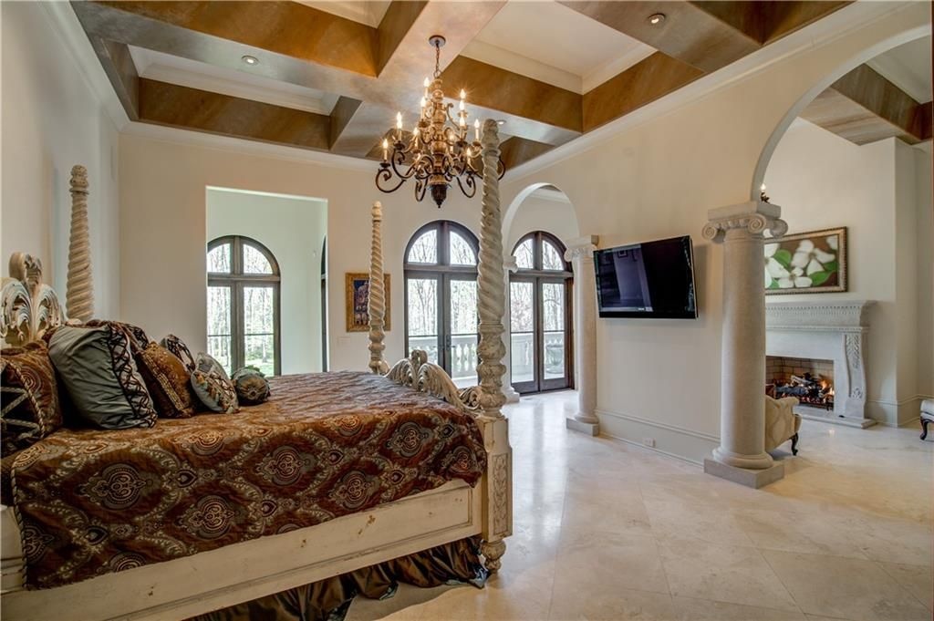 'Cung dien' sang trong gan 6 trieu USD Cardi B moi mua hinh anh 9 cardi_b_house_12.jpg