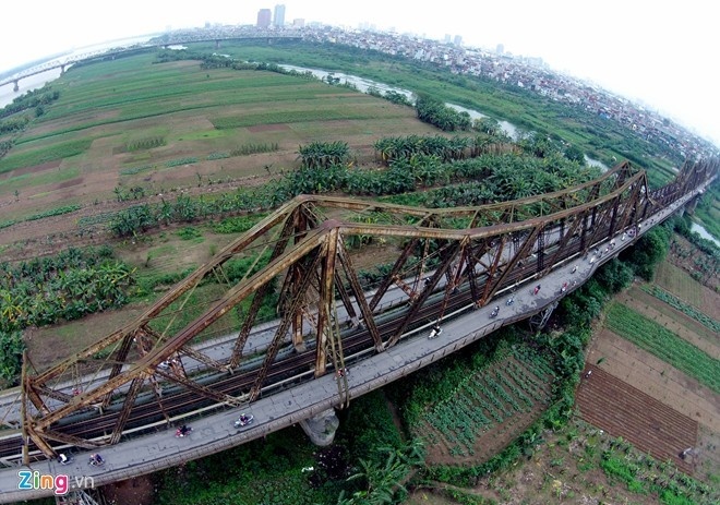 Đó cũng là lý do hầu như tất cả du khách đều muốn đến Hà Nội, song nếu đến lần thứ hai, mọi người gần như chọn đây là nơi chuyển tiếp để tới các địa danh khác như Sa Pa, Hạ Long, Mộc Châu... Ảnh: Hoàng Hà - Tuấn Mark.