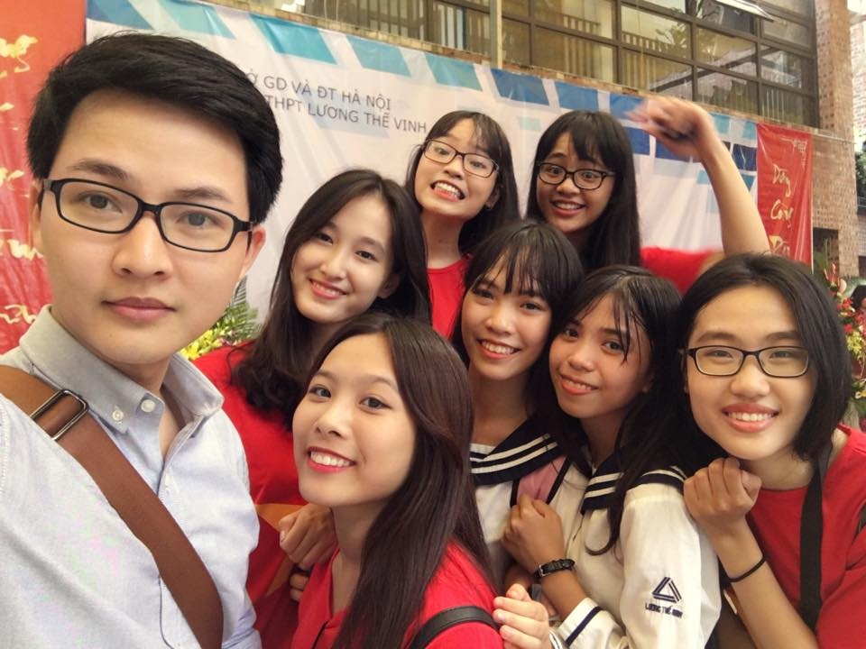 thi trac nghiem toan anh 1