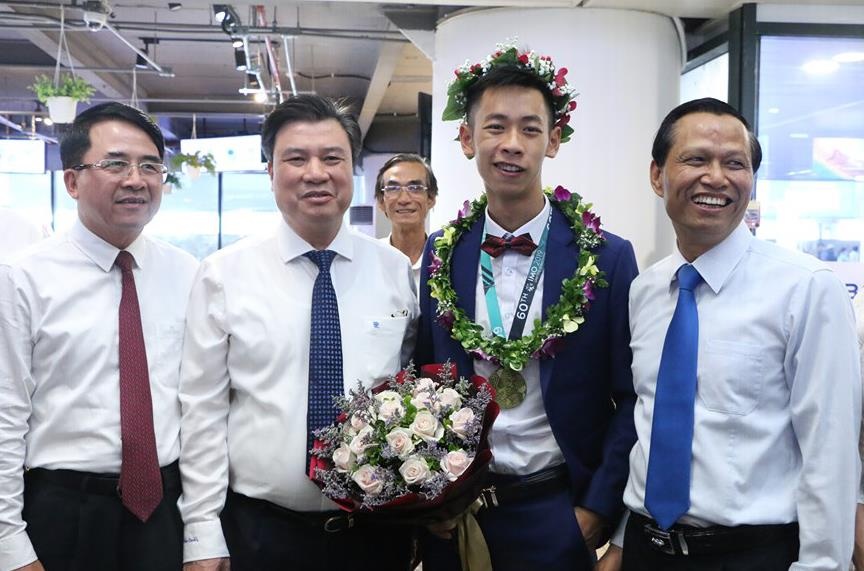 thi olympic toan quoc te anh 1