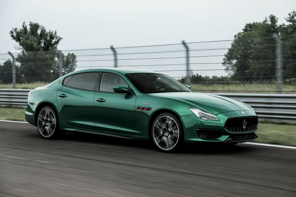 Maserati Levante Trofeo 2021 anh 6