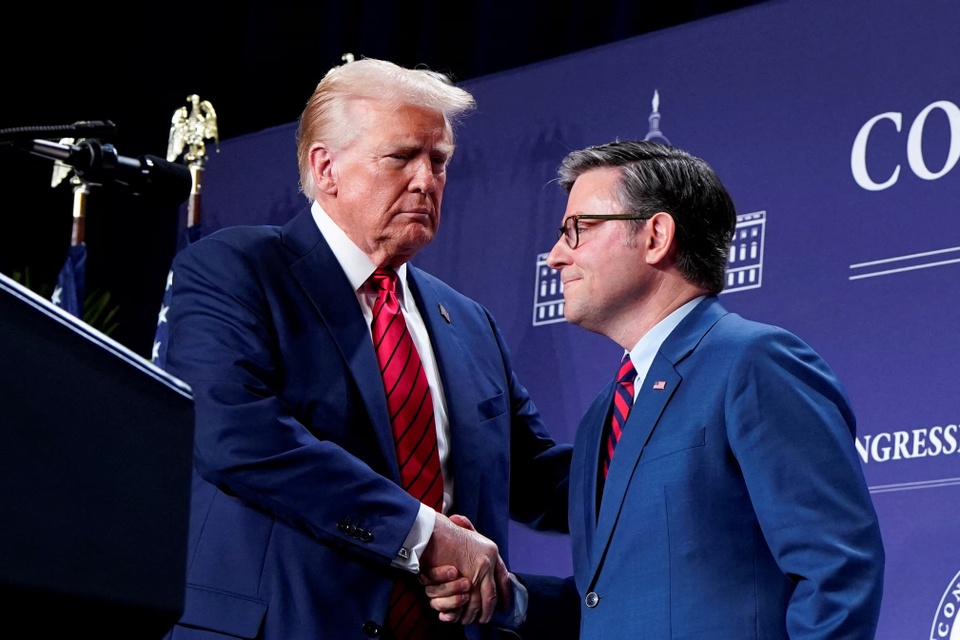 Tại sao ông Trump tự mình áp thuế mà không qua Quốc hội?