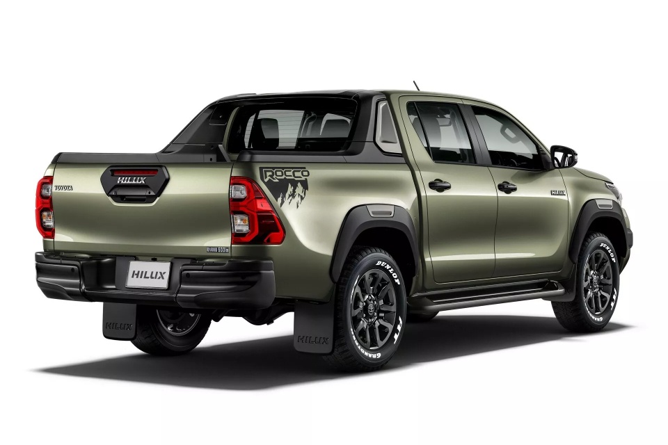 ban tai, pickup, toyota, hilux, tacoma, Hilux Revo Rocco, Tacoma Trailhunter anh 2