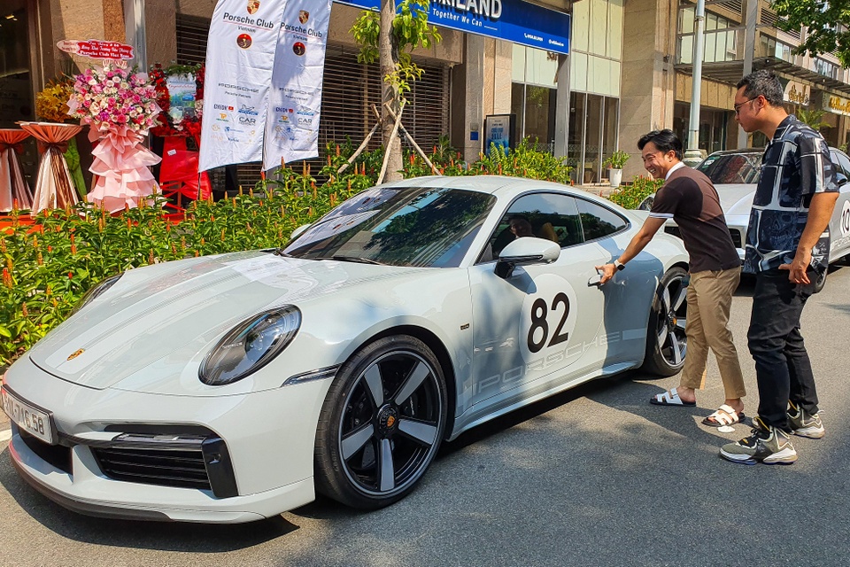 cuong do la,  nguyen quoc cuong,  porsche,  911,  porsche 911,  911 sport classic,  sieu xe,  porsche 911 sport classic anh 2