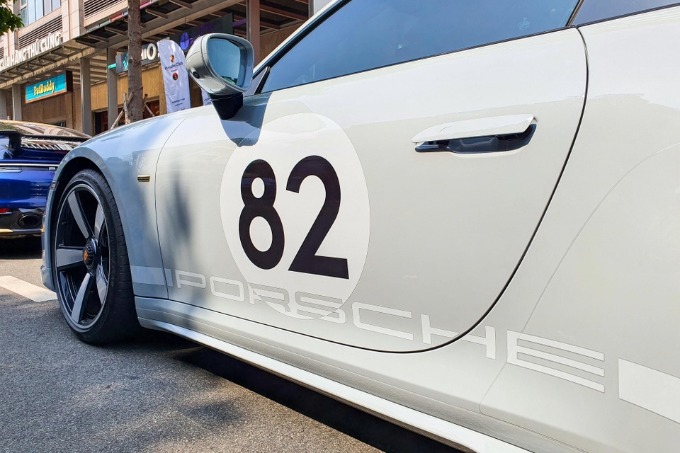 cuong do la,  nguyen quoc cuong,  porsche,  911,  porsche 911,  911 sport classic,  sieu xe,  porsche 911 sport classic anh 9