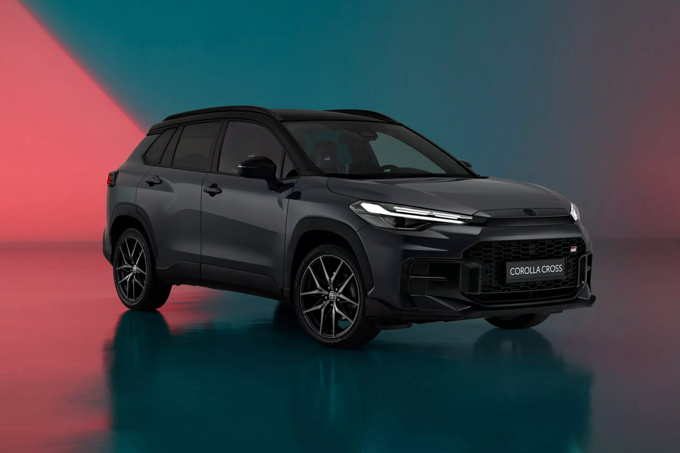 toyota,  Corolla Cross,  GR Sport,  toyota Corolla Cross,  Corolla Cross gr sport,  gr,  gazoo racing,  suv,  suv hang b,  hybrid,  chau au anh 12