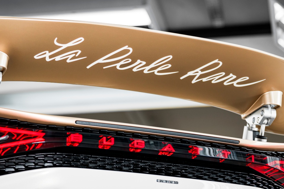 Bugatti,  W16 Mistral,  La Perle Rare,  Bugatti W16 Mistral,  siêu xe,  canada,  hypercar,  đại gia ảnh 6