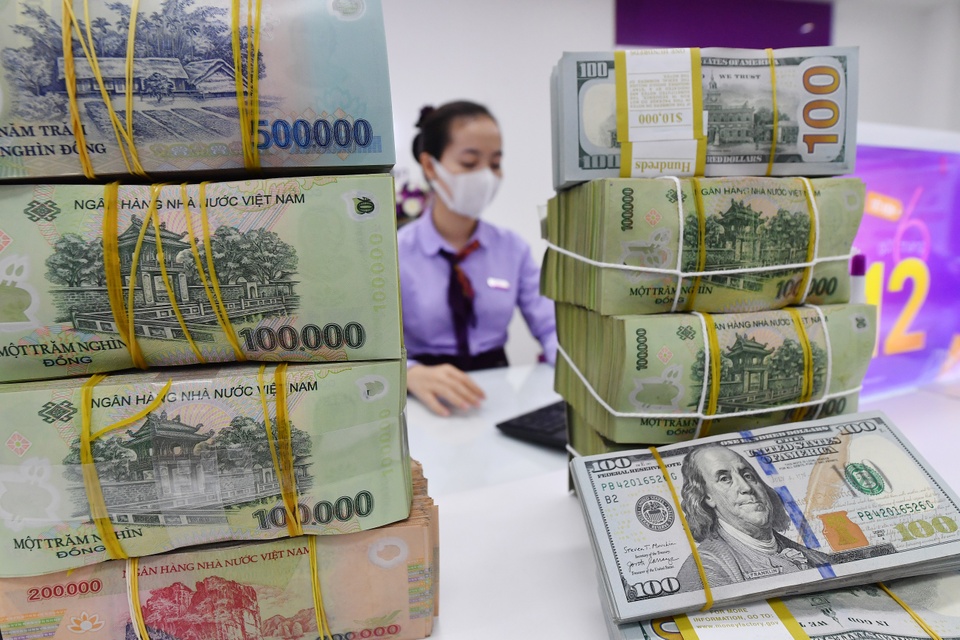 Đồng USD mạnh nhất 1 năm