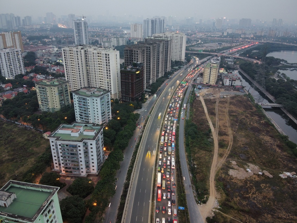 un tac keo dai cua ngo Ha Noi anh 7