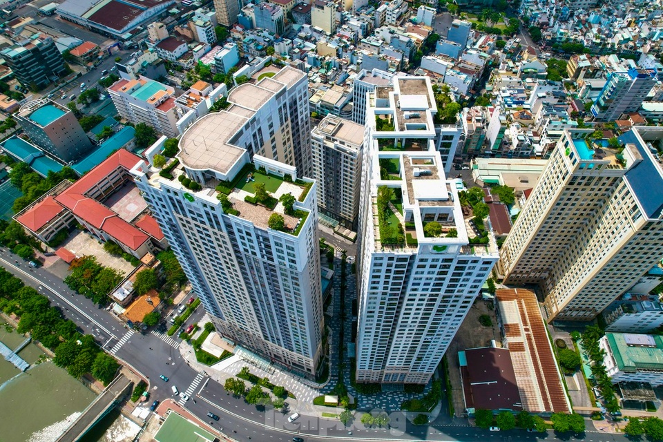 Giá căn hộ tại TP.HCM biến động khác thường sau sáp nhập