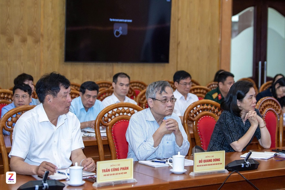 xuất bản ảnh 10
